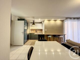  Appartement à louer 3 pièces 64 m²