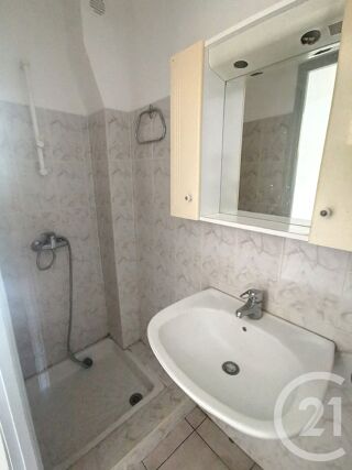  Appartement à louer 1 pièce 23 m²