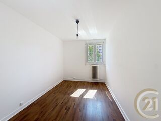  Appartement à louer 3 pièces 54 m²
