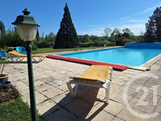  Maison � vendre 8 pi�ces 366 m�