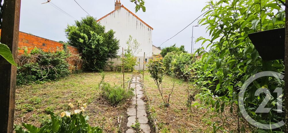 vente Maison - 3 pi�ce(s) - 125 m� Montlu�on (03100)