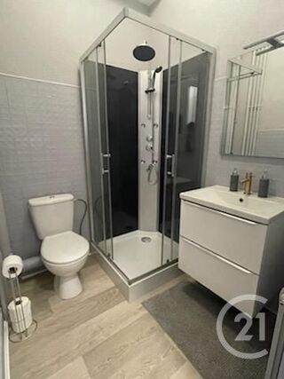  Immeuble � vendre 240 m�