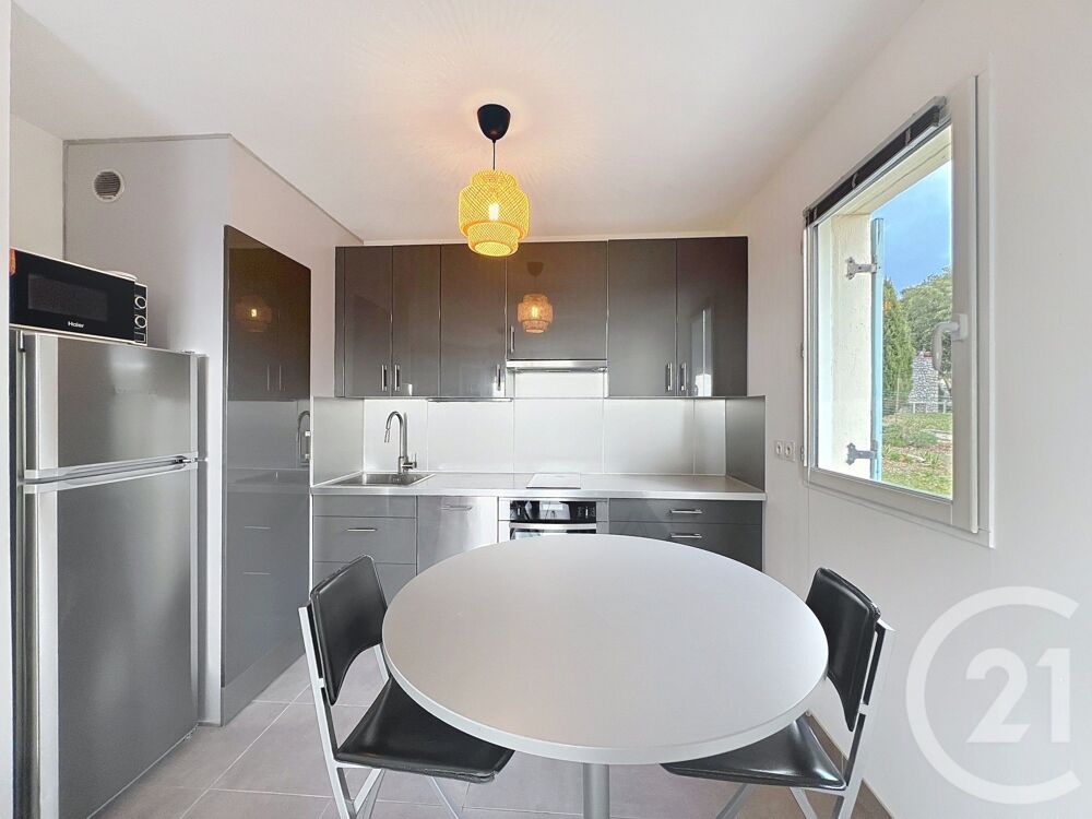 location Appartement - 2 pièce(s) - 42 m² Tanneron (83440)