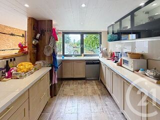  Immeuble à vendre 318 m²