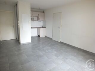  Appartement à louer 2 pièces 37 m²