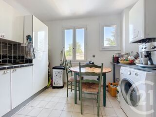  Appartement � vendre 4 pi�ces 77 m�