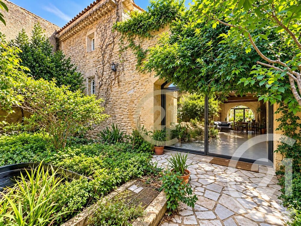 vente Maison - 8 pièce(s) - 324 m² Uzès (30700)