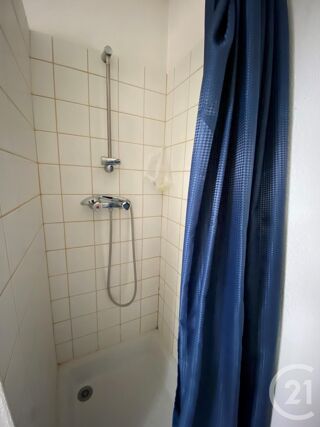  Appartement à louer 1 pièce 25 m²
