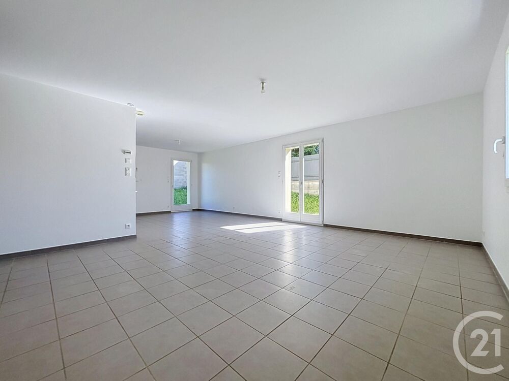 location Maison - 5 pièce(s) - 105 m² Lure (70200)