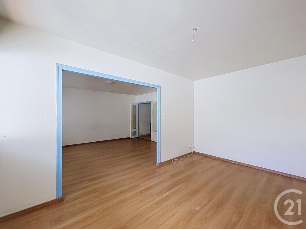 location Appartement - 3 pièce(s) - 99 m² Bagnols-sur-Cèze (30200)