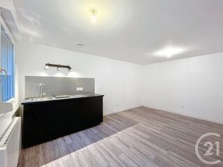  Appartement à louer 1 pièce 22 m²