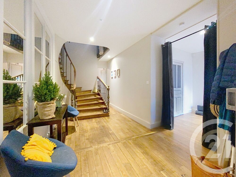 location Appartement - 4 pièce(s) - 137 m² Bar-sur-Aube (10200)