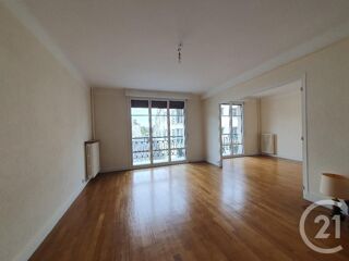  Appartement à louer 4 pièces 93 m²
