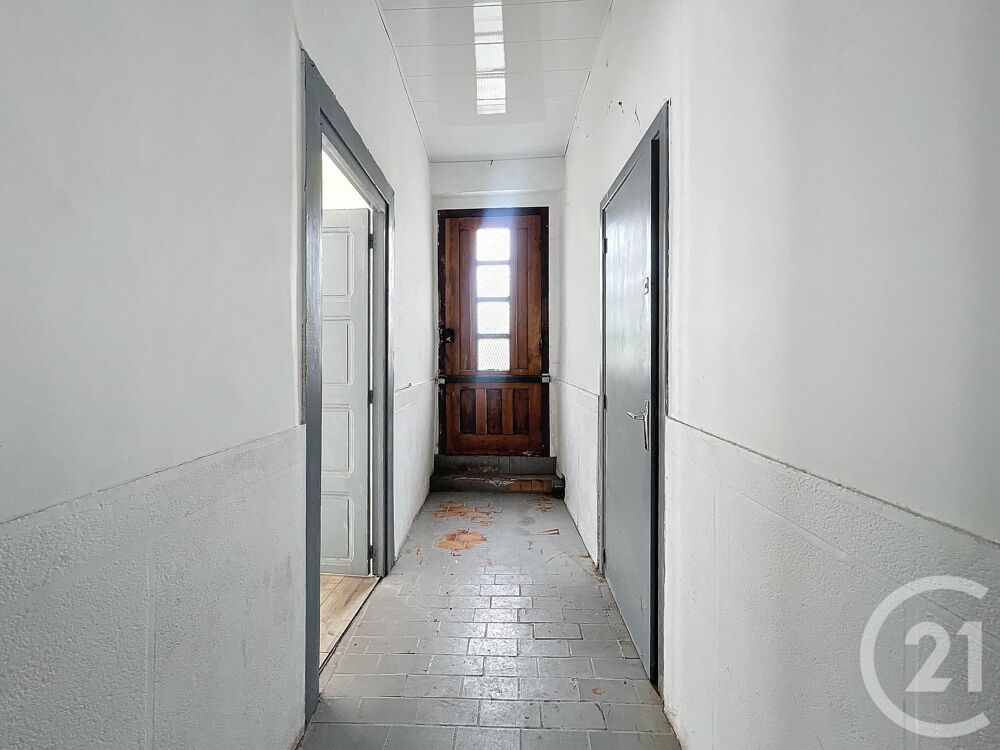 location Appartement - 2 pièce(s) - 92 m² Pamiers (09100)