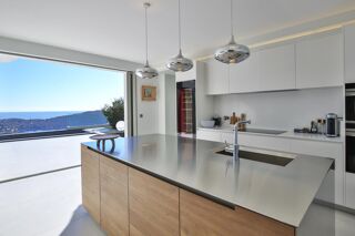  Maison à louer 5 pièces 440 m²