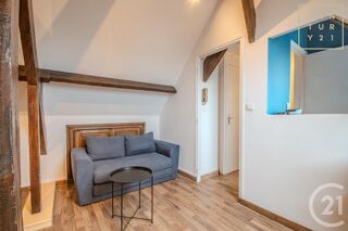  Appartement à louer 2 pièces 27 m²