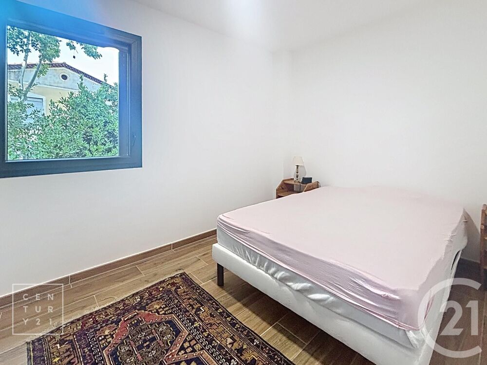 Nichée dans le calme de Thuir, cette maison de 80m², dis....