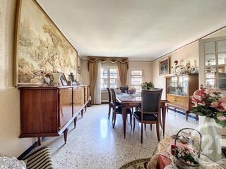 Maison � vendre 7 pi�ces 246 m�