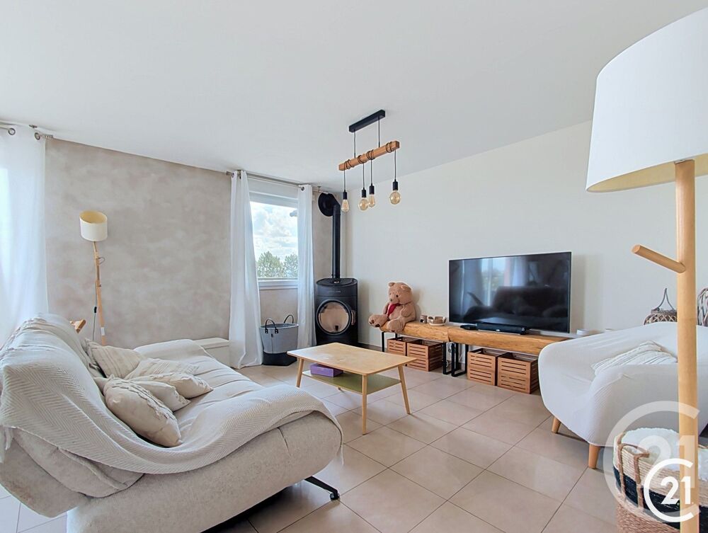 vente Appartement - 5 pièce(s) - 105 m² Sainte-Suzanne (25630)