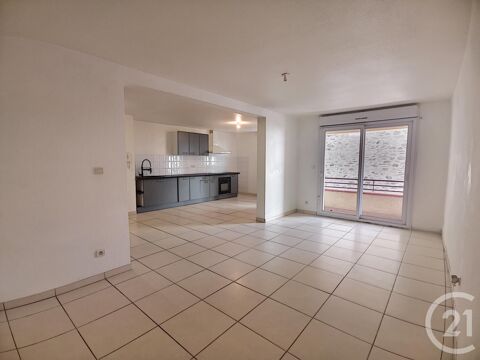  Location Appartement Appartement - 3 pièce(s) - 90 m²