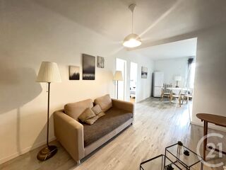 Appartement à louer 3 pièces 64 m²