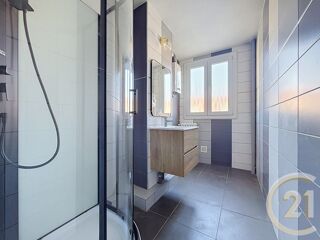  Appartement à louer 3 pièces 54 m²