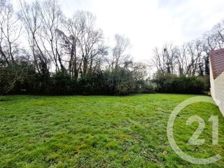  Terrain à vendre 679 m²
