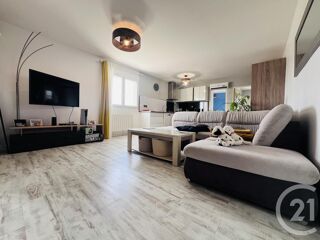  Appartement à louer 3 pièces 56 m²