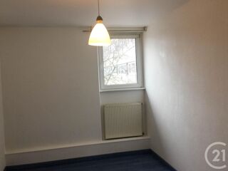  Appartement � louer 4 pi�ces 100 m�