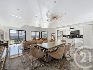  Maison à vendre 7 pièces 185 m²