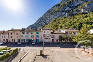  Appartement à vendre 8 pièces 199 m²