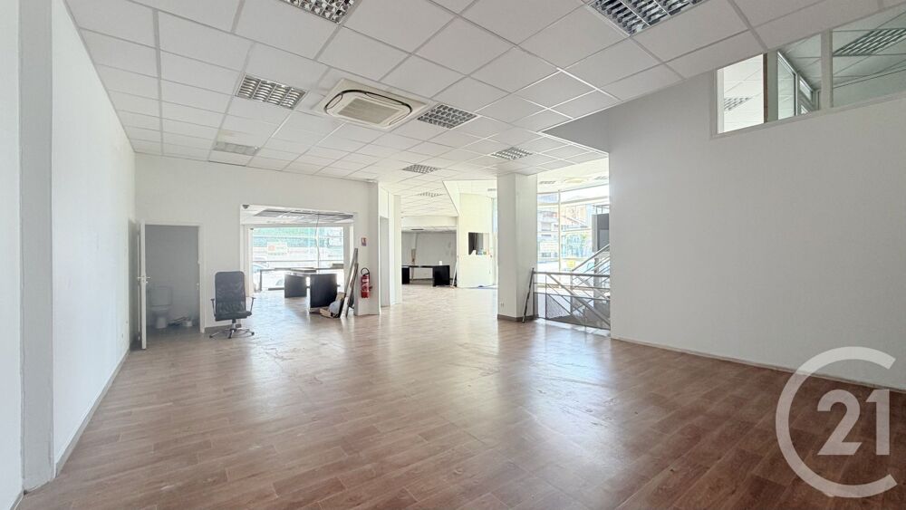 location Maison - 5 pièce(s) - 316 m² Dax (40100)