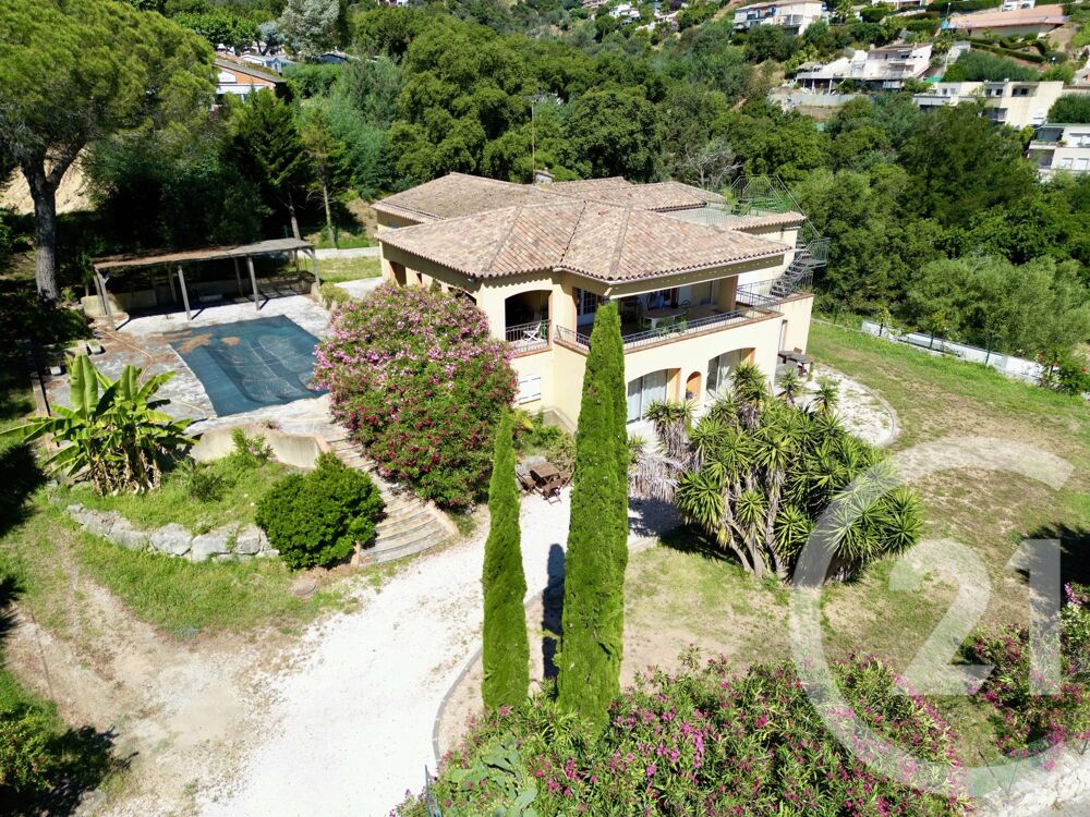 vente Maison - 7 pièce(s) - 332 m² Mandelieu-la-Napoule (06210)