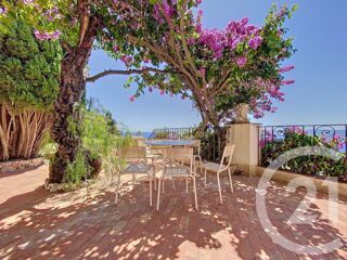  Maison à louer 5 pièces 243 m²