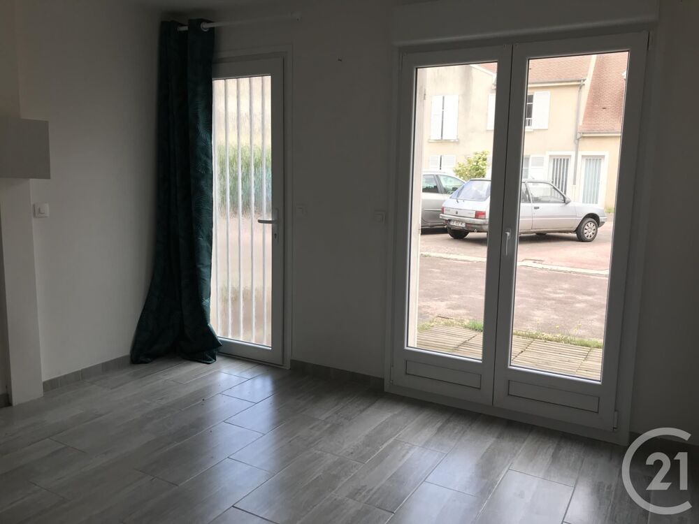 location Appartement - 2 pièce(s) - 44 m² Nemours (77140)