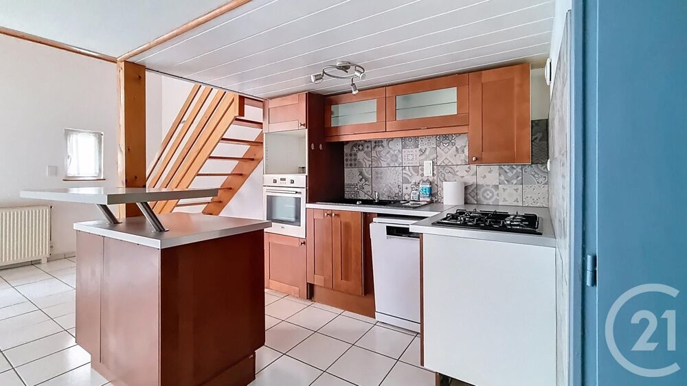 Au c½ur de Vesoul, cet appartement de 66m², vous accueil....
