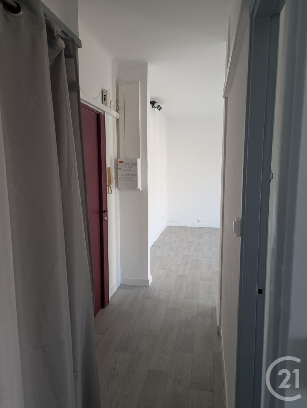 location Appartement - 2 pièce(s) - 40 m² Bagnols-sur-Cèze (30200)