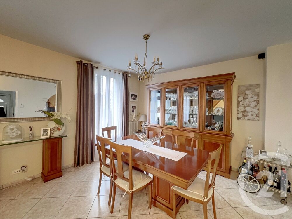 vente Maison - 7 pièce(s) - 137 m² Le Blanc-Mesnil (93150)