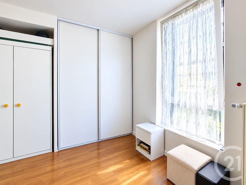 vente Appartement - 3 pièce(s) - 58 m² Colombes (92700)