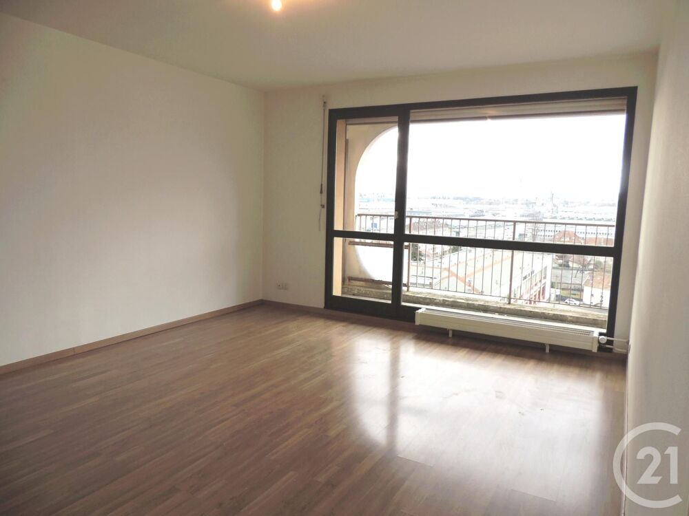 location Appartement - 2 pièce(s) - 55 m² Sochaux (25600)