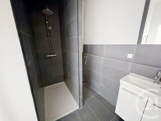  Appartement � louer 3 pi�ces 79 m�