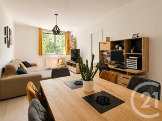  Appartement à vendre 2 pièces 65 m² Aix les bains