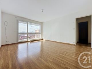  Appartement à louer 2 pièces 55 m²