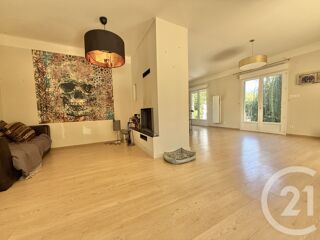  Maison à vendre 7 pièces 215 m²