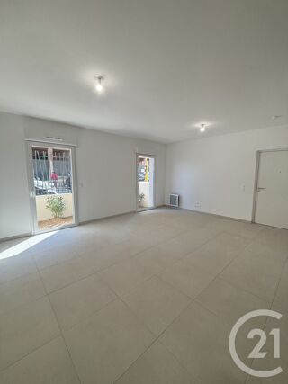  Appartement à louer 2 pièces 62 m²