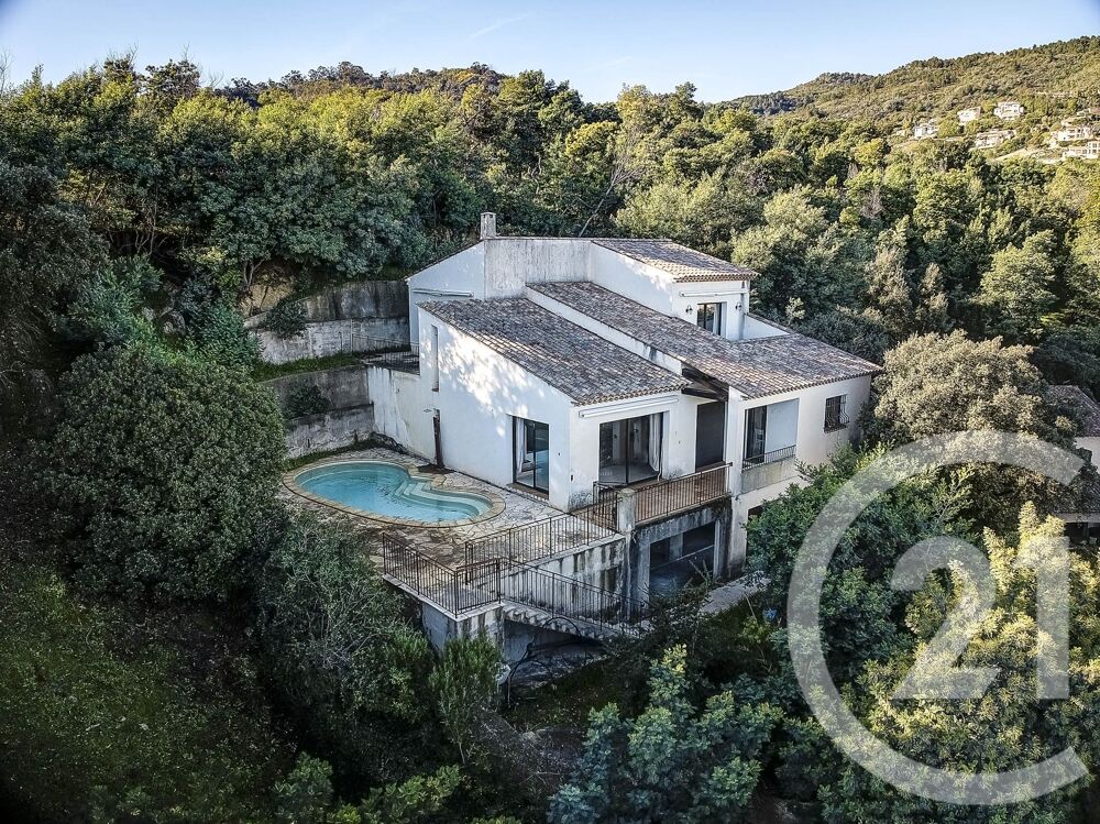 Maison 6 pièces 160 m² · à Mandelieu la Napoule · 160 m² · 675 000 €