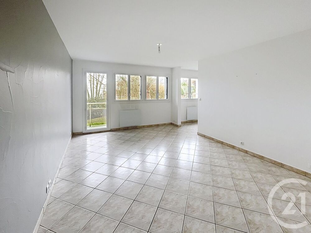 location Appartement - 4 pièce(s) - 72 m² Ingré (45140)
