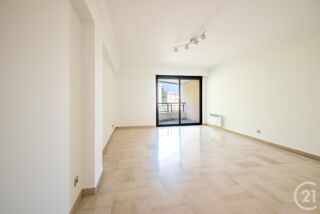 vente Appartement - 3 pièce(s) - 71 m² Nice (06000)