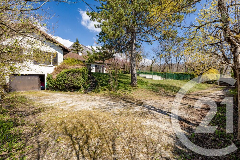 � vendre  Maison Saint-Ismier (38330)