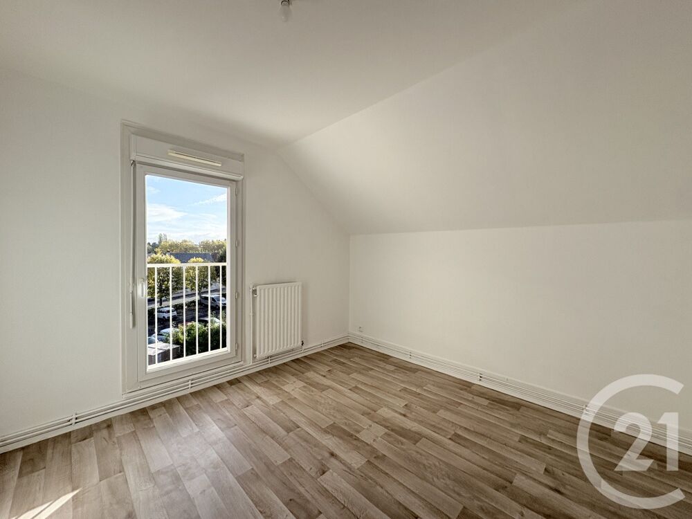 location Appartement - 3 pièce(s) - 63 m² Saint-Quentin (02100)